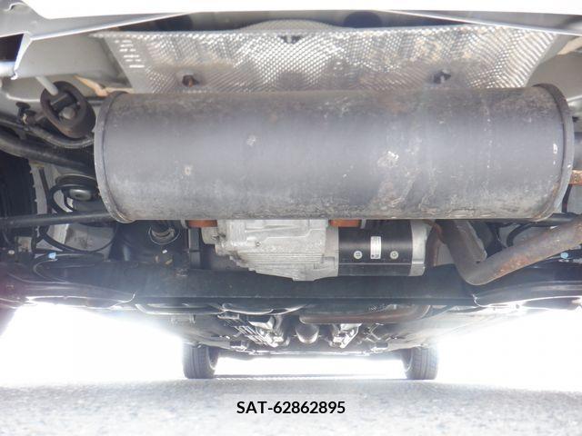 Nissan NOTE 2018-10 329030-29