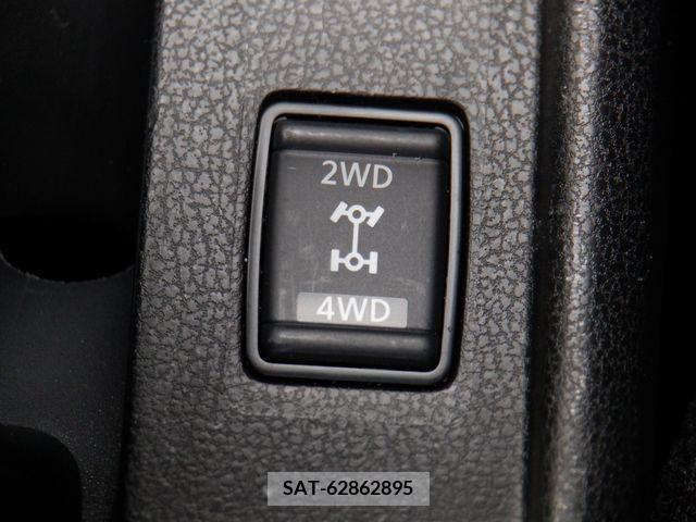 Nissan NOTE 2018-10 329030-7
