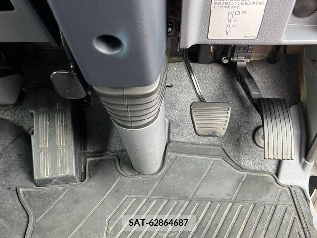 Mitsubishi CANTER 2016-06 201569-24