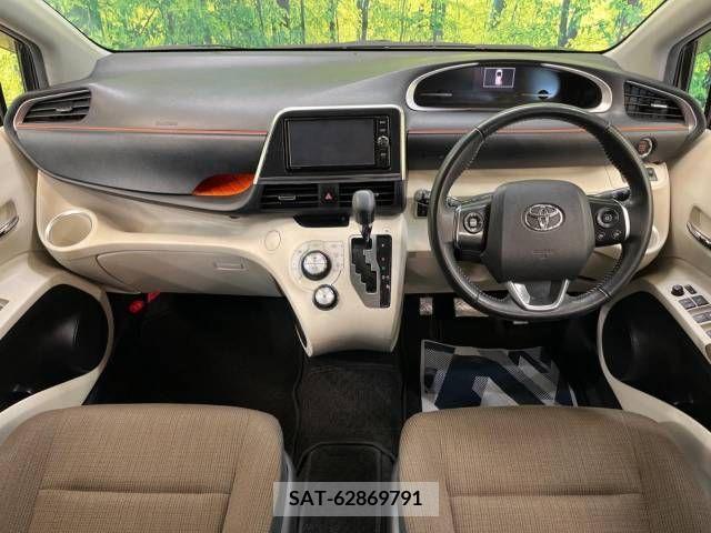 Toyota SIENTA 2017-04 210776-1