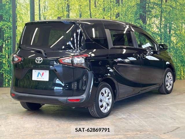 Toyota SIENTA 2017-04 210776-18