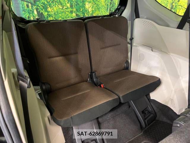 Toyota SIENTA 2017-04 210776-10