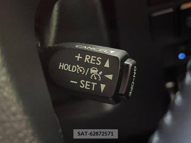 Toyota ALPHARD 2020-11 384709-5