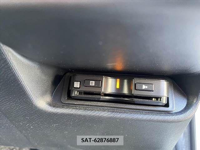 Toyota AQUA 2019-01 231189-3
