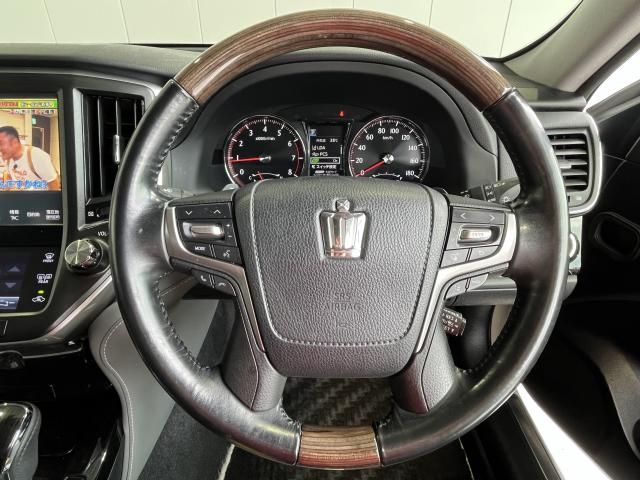 Toyota CROWN SEDAN 2016-11 29075-13