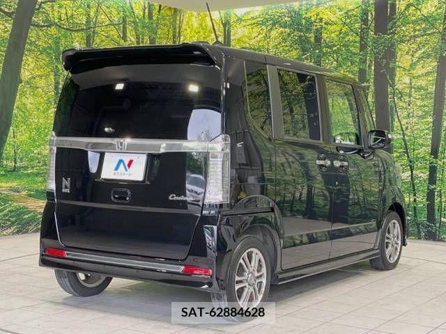Honda N BOX CUSTOM 2015-12 306631-17