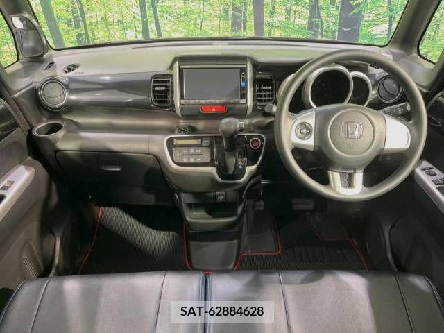 Honda N BOX CUSTOM 2015-12 306631-1
