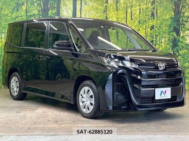 Toyota NOAH 2023-04 215724-17