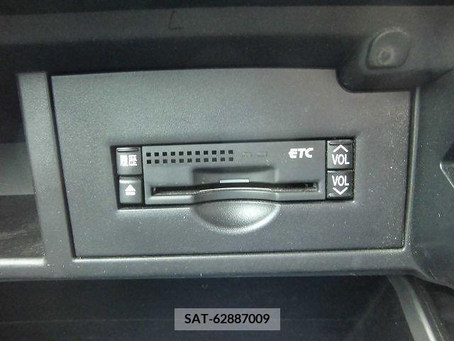 Toyota SAI 2012-07 300570-16
