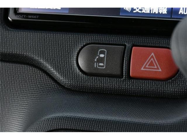 Toyota SPADE 2018-03 194039-13