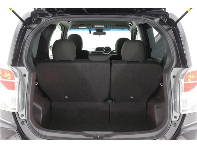 Toyota SPADE 2018-03 194039-7
