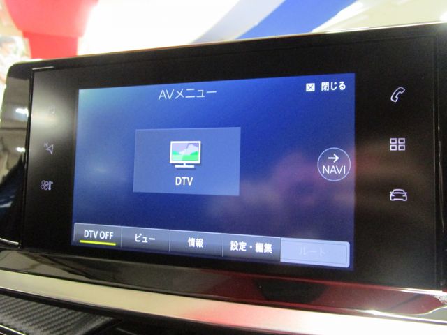 Peugeot 208 2022-06 5542-6