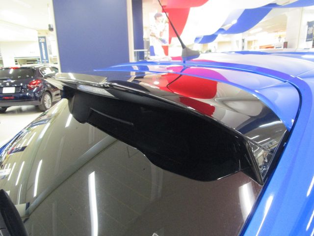 Peugeot 208 2022-06 5542-21