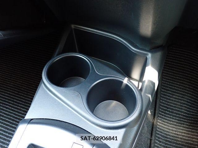 Toyota AQUA 2019-04 374209-10