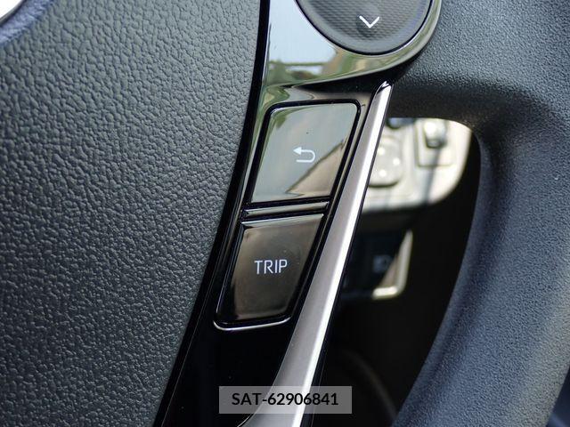 Toyota AQUA 2019-04 374209-26