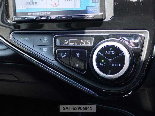Toyota AQUA 2019-04 374209-8