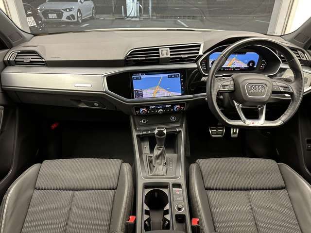 Audi Q3 2021-01 9186-6