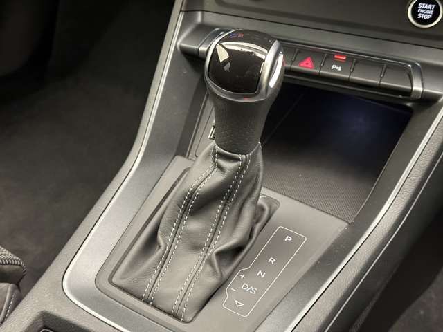 Audi Q3 2021-01 9186-12
