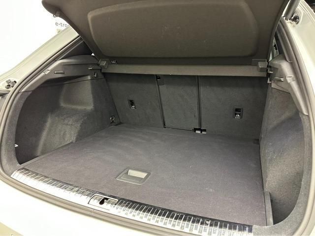 Audi Q3 2021-01 9186-17