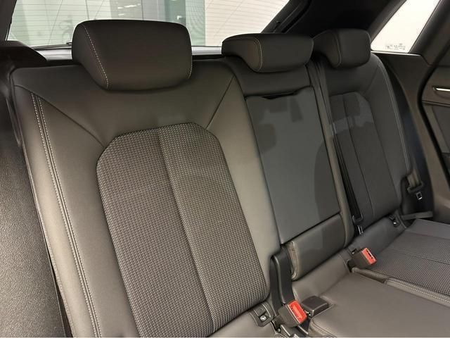 Audi Q3 2021-01 9186-15