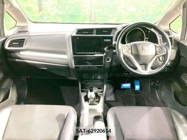 Honda FIT HYBRID 2019-03 229486-1