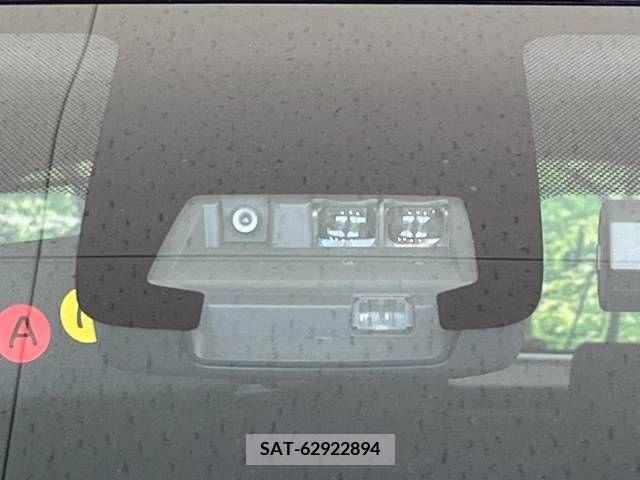 Toyota AQUA 2016-01 241249-4