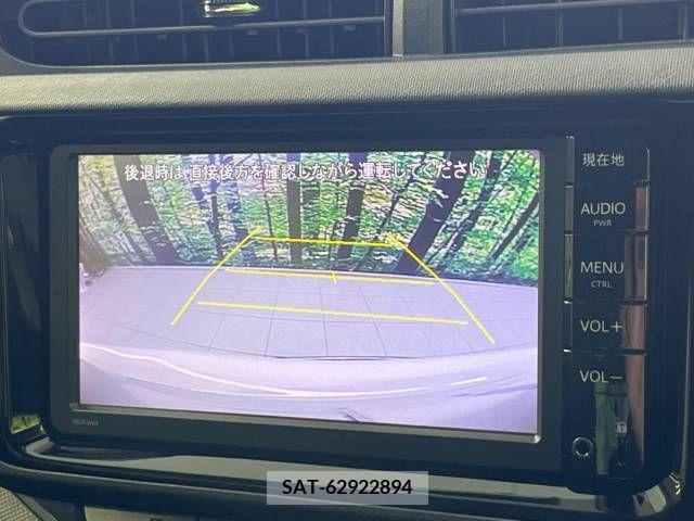 Toyota AQUA 2016-01 241249-3