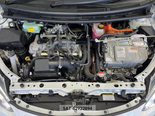 Toyota AQUA 2016-01 241249-18