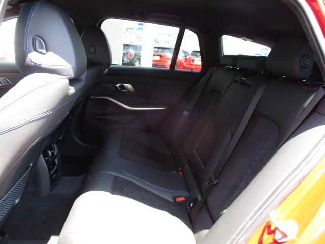 Bmw 3 SERIES 2022-11 2312-25