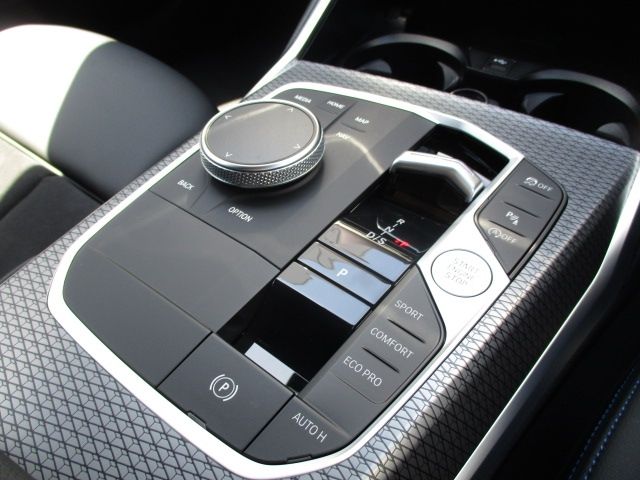 Bmw 3 SERIES 2022-11 2312-18