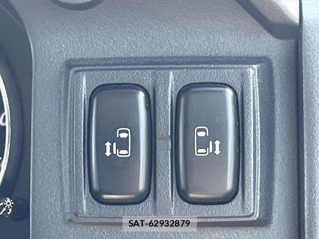 Mitsubishi DELICA D5 2013-02 426206-5