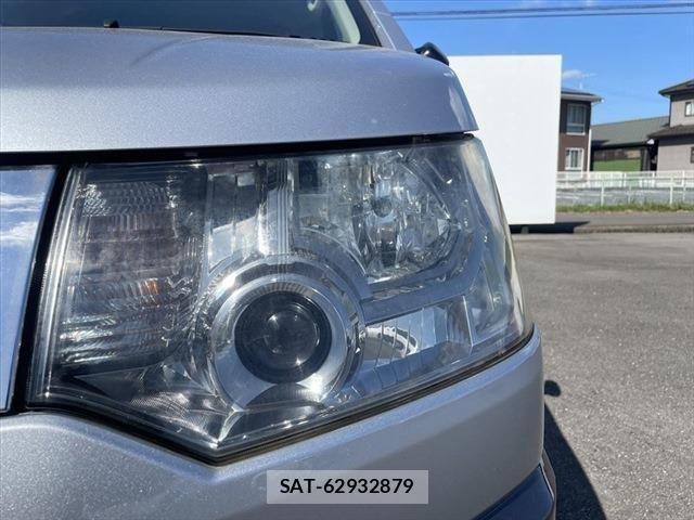 Mitsubishi DELICA D5 2013-02 426206-21
