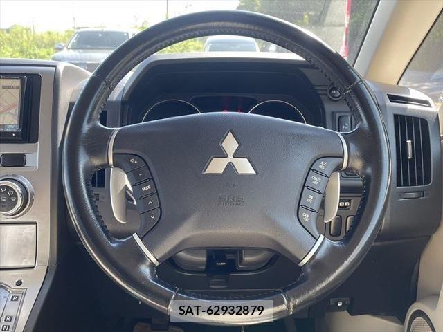 Mitsubishi DELICA D5 2013-02 426206-10