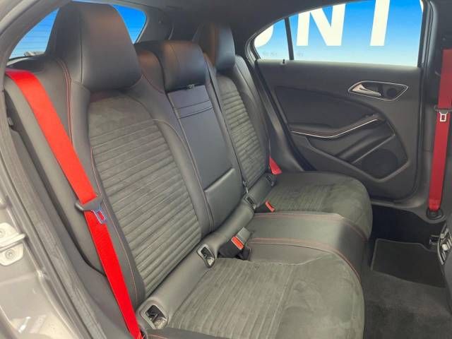 Mercedes Benz A-CLASS 2014-12 191083-8