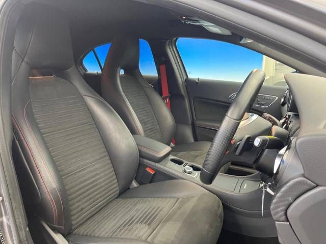 Mercedes Benz A-CLASS 2014-12 191083-7