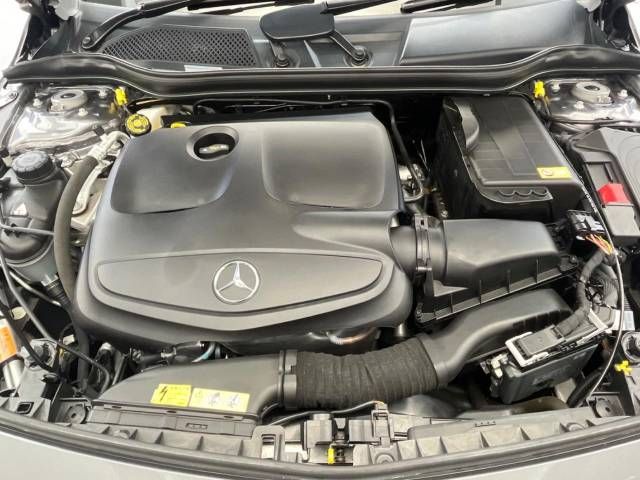 Mercedes Benz A-CLASS 2014-12 191083-18