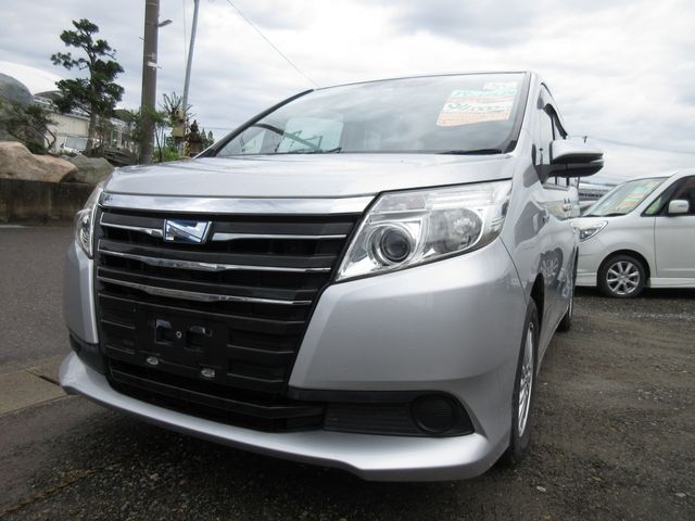 Toyota NOAH HYBRID 2014-09 17357-0