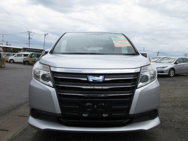 Toyota NOAH HYBRID 2014-09 17357-1