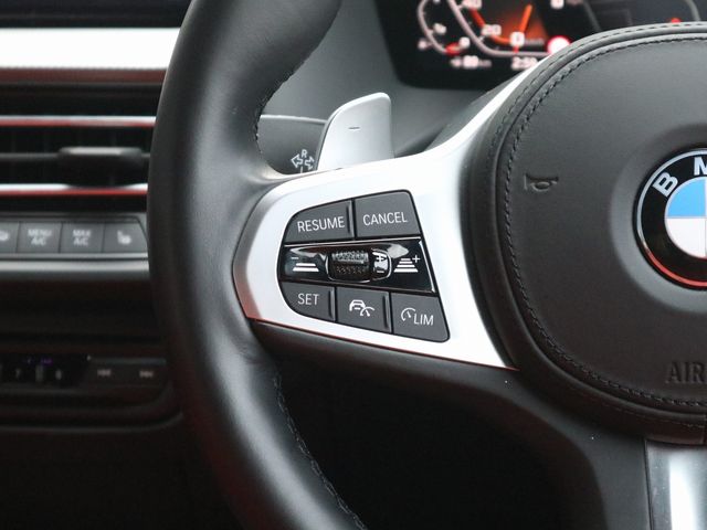 Bmw 1 SERIES 2023-03 196435-19