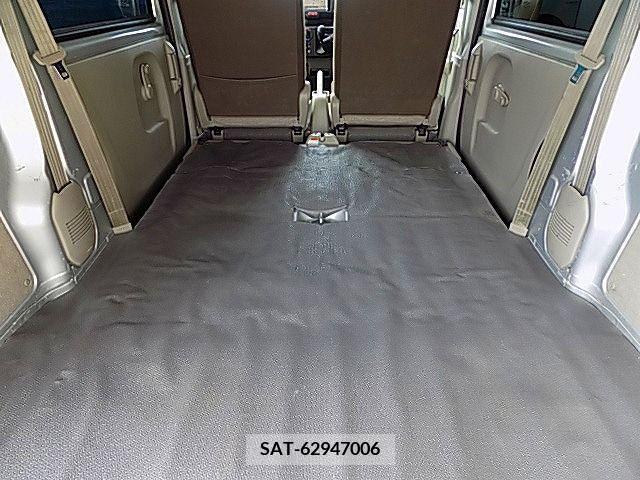 Suzuki EVERY 2022-05 359913-24