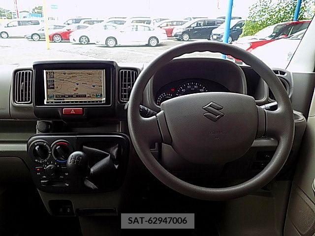 Suzuki EVERY 2022-05 359913-1