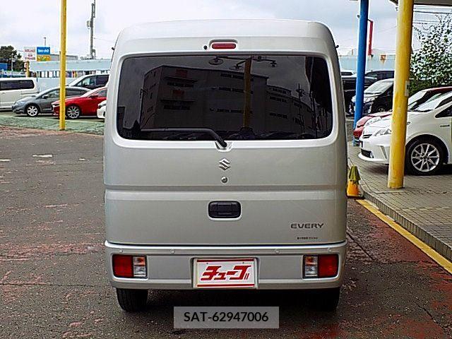 Suzuki EVERY 2022-05 359913-13