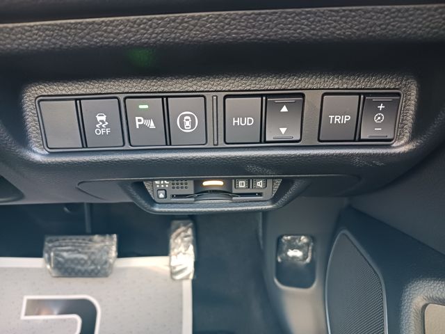 Honda ACCORD HYBRID 2023-01 190208-19