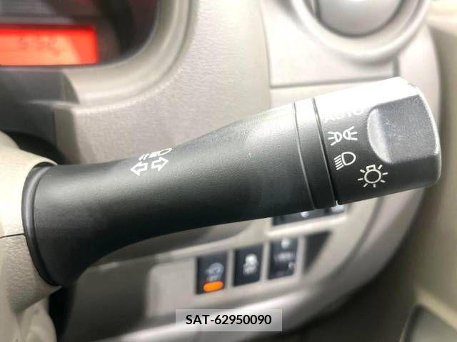 Nissan MARCH 2015-10 350084-7