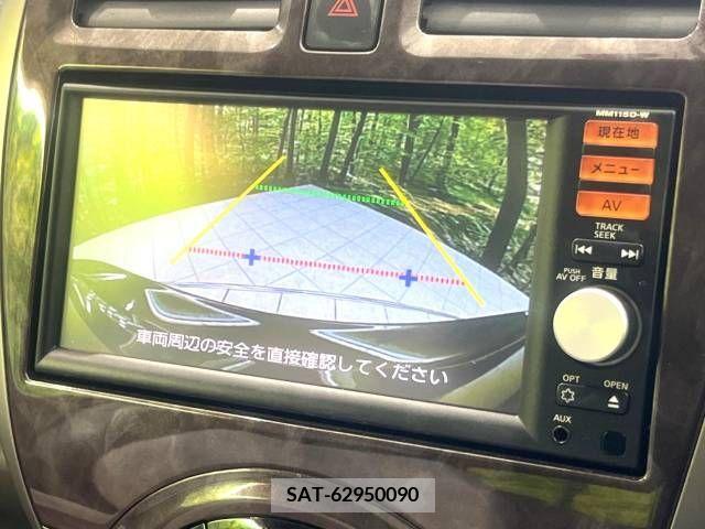 Nissan MARCH 2015-10 350084-3