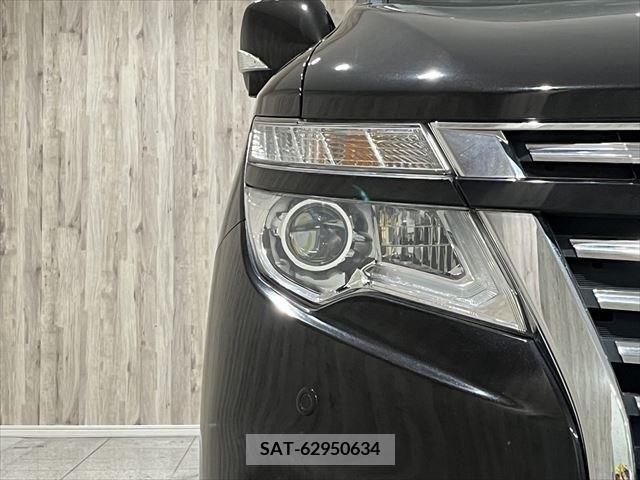 Nissan ELGRAND 2019-01 228297-8