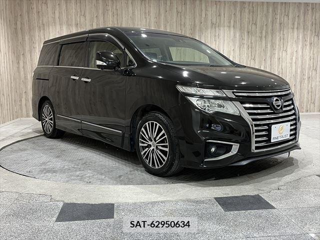 Nissan ELGRAND 2019-01 228297-2