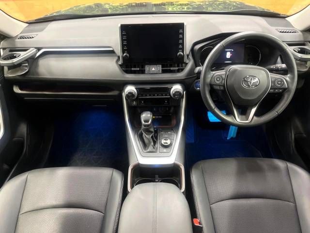 Toyota RAV4 2022-03 17699-1