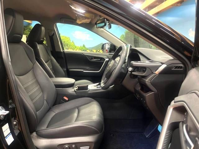 Toyota RAV4 2022-03 17699-9