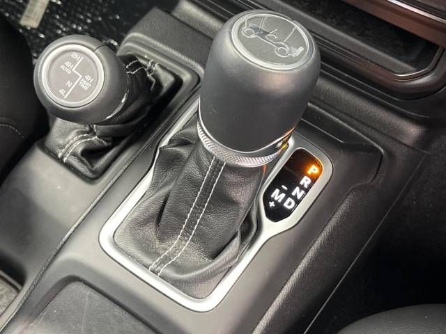 Jeep WRANGLER 2019-03 17352-11